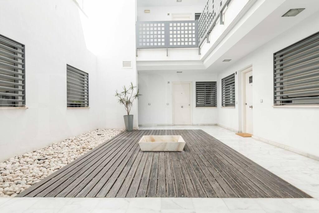 Chic Intimate Studio In The Heart Of Malaga By Rems Exterior foto