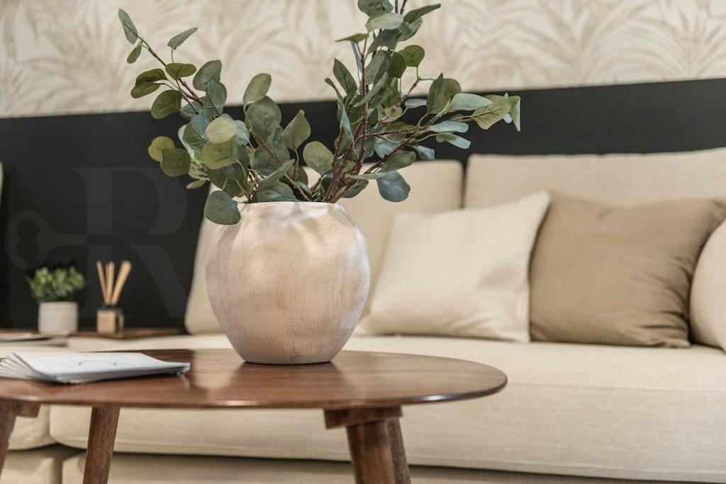 Chic Intimate Studio In The Heart Of Malaga By Rems Exterior foto